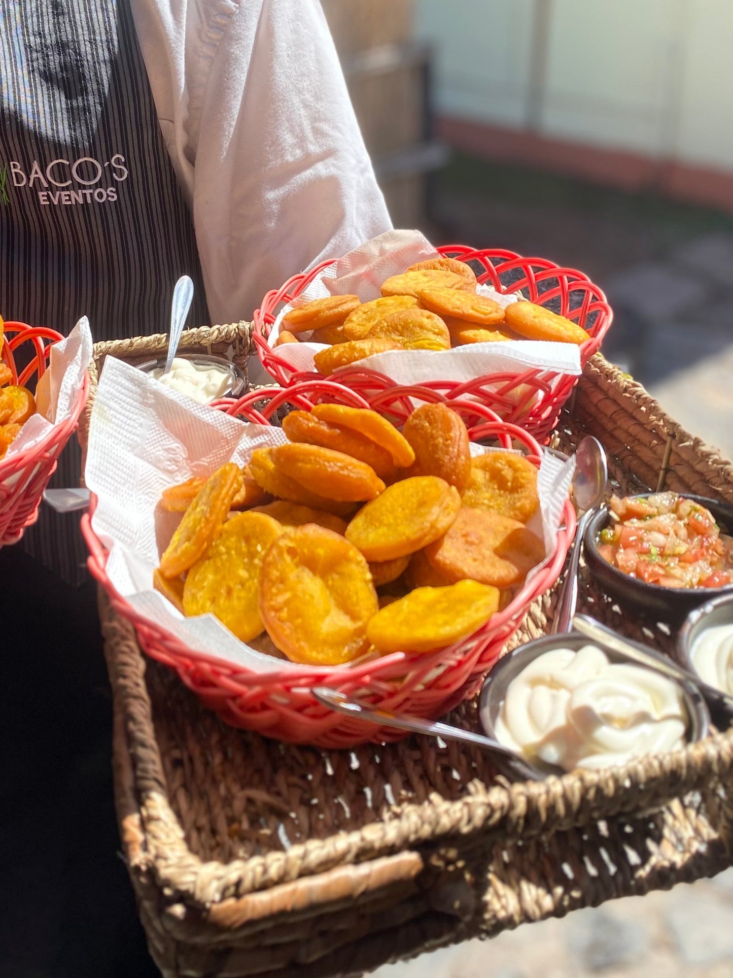 Sopaipillas con pebre